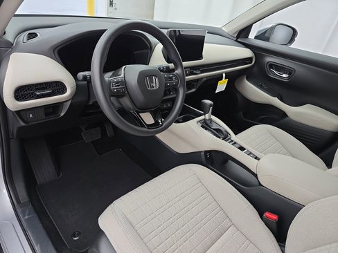 New 2026 Honda HR-V LX image 15