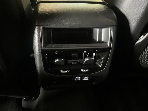 Used 2024 Jeep Grand Cherokee Altitude AWD/4WD image 29