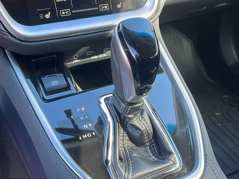 Certified 2021 Subaru Outback Premium image 18
