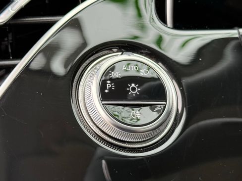 Used 2026 Mercedes-Benz E 350 Sedan image 31