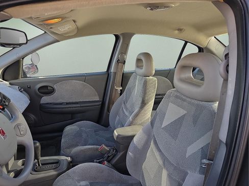 Used 2003 Saturn ION Level 3 w/ Travel Pkg image 12