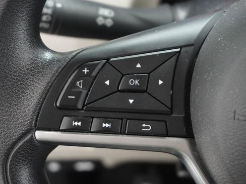 Used 2019 Nissan Rogue Sport SV image 22