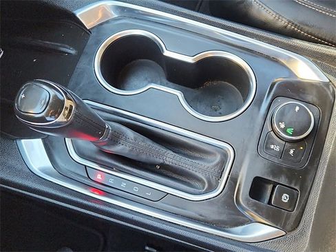 Used 2019 Chevrolet Traverse Premier w/ Redline Edition image 16