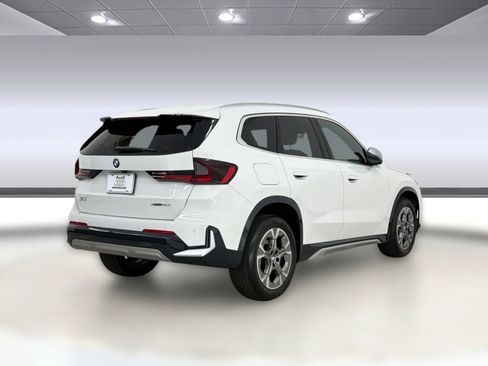 Used 2023 BMW X1 xDrive28i w/ Convenience Package AWD/4WD image 9