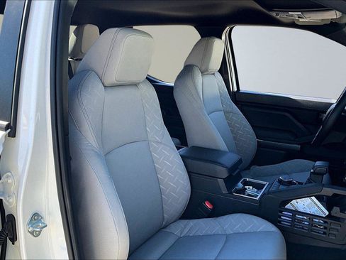 New 2025 Toyota Tacoma SR5 image 8