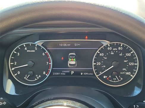 Certified 2023 Nissan Rogue SV image 27