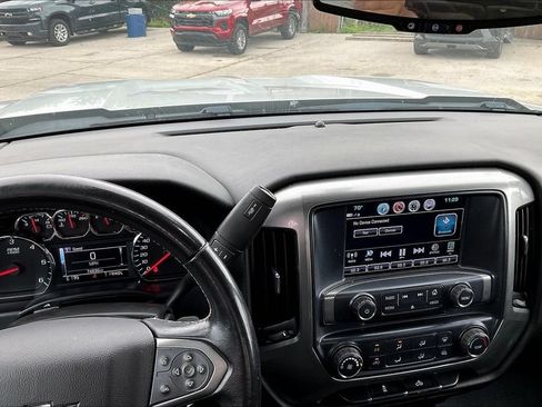 Used 2019 Chevrolet Silverado 1500 LT AWD/4WD image 13