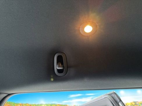 Used 2019 Jeep Grand Cherokee Altitude image 38