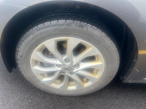 Used 2019 Nissan Sentra SV FWD image 13