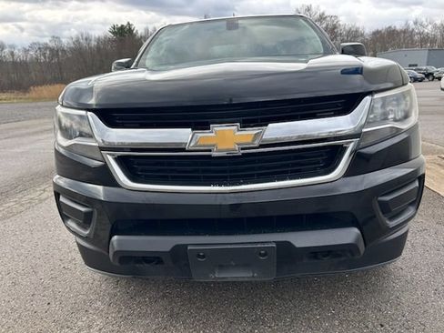 Used 2017 Chevrolet Colorado LT AWD/4WD image 4