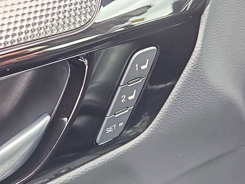 Used 2024 Honda CR-V EX-L image 17