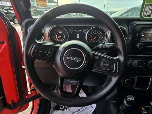 Used 2021 Jeep Wrangler Unlimited Sport image 14