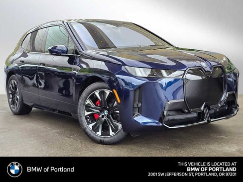 New 2026 BMW iX xDrive60 w/ M Sport Package AWD/4WD image 1