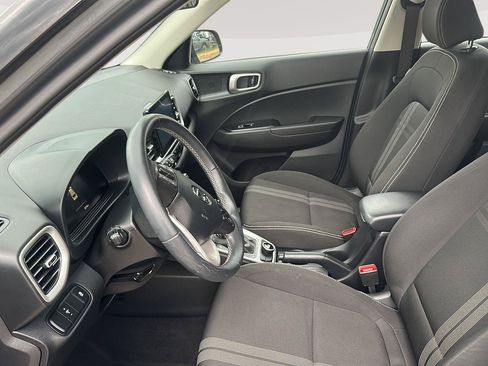 Certified 2023 Hyundai Venue SEL FWD image 16