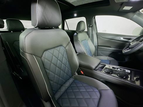 New 2026 Volkswagen Atlas Cross Sport SEL Premium R-Line image 29