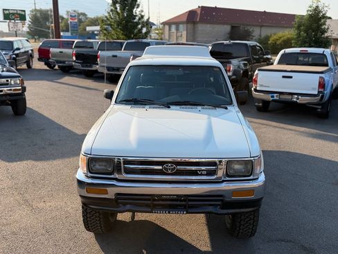 Used 1992 Toyota Pickup Deluxe AWD/4WD image 82