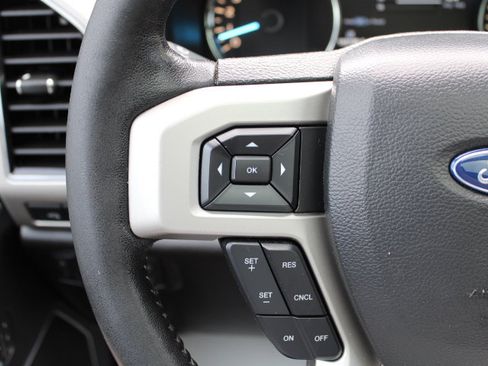 Used 2018 Ford F150 Lariat w/ Equipment Group 501A Mid AWD/4WD image 14