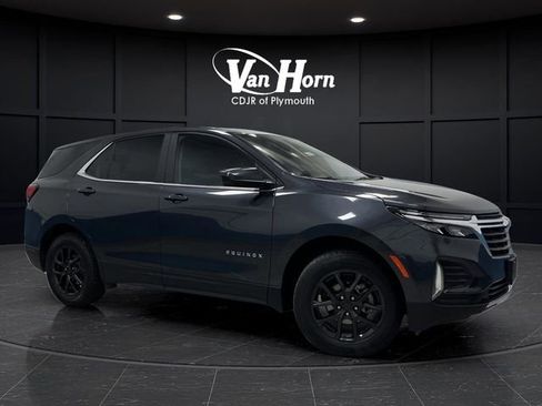 Used 2023 Chevrolet Equinox LT image 38