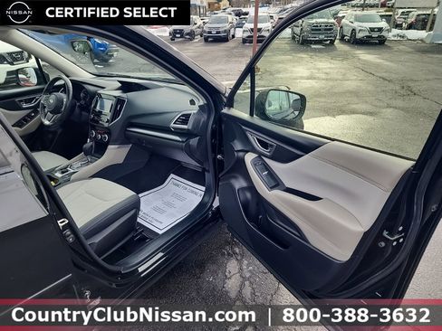 Used 2020 Subaru Forester Premium image 34