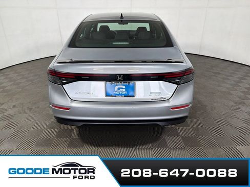 Used 2024 Honda Accord Sport image 6