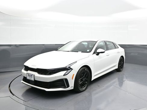 Certified 2025 Kia K5 LXS image 1