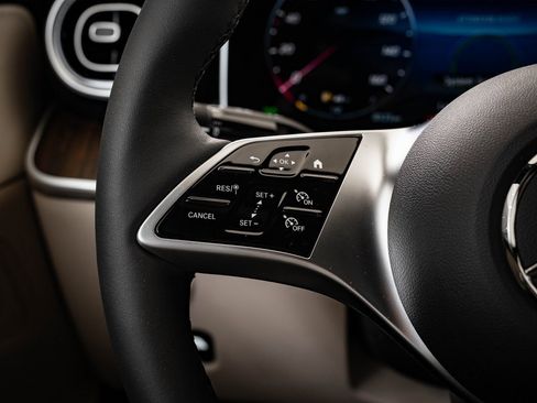 New 2026 Mercedes-Benz C 300 4MATIC Sedan image 29