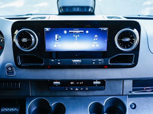 New 2026 Mercedes-Benz Sprinter 2500 image 11