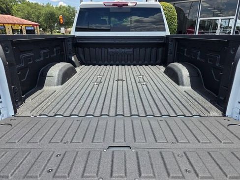 New 2026 GMC Sierra 2500 AT4 w/ AT4 Premium Plus Package AWD/4WD image 17