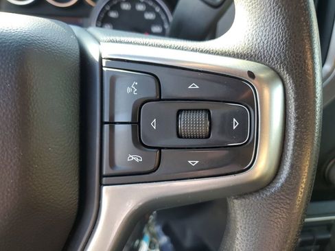 Used 2023 Chevrolet Silverado 2500 Custom w/ Custom Value Package image 28