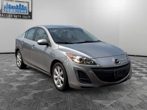 Used 2011 MAZDA MAZDA3 i Touring FWD image 3