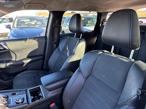 Used 2022 Mitsubishi Outlander SE image 26