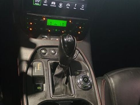 Used 2018 Maserati GranTurismo Sport RWD image 26