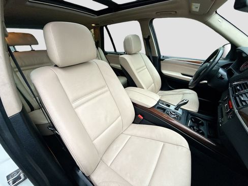 Used 2012 BMW X5 xDrive35d image 29