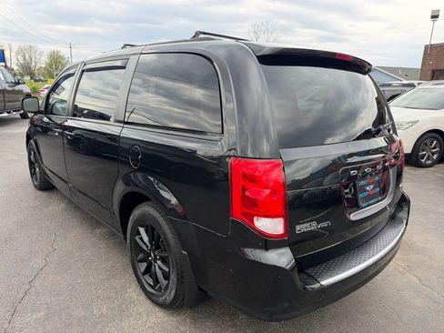 Used 2019 Dodge Grand Caravan GT image 5