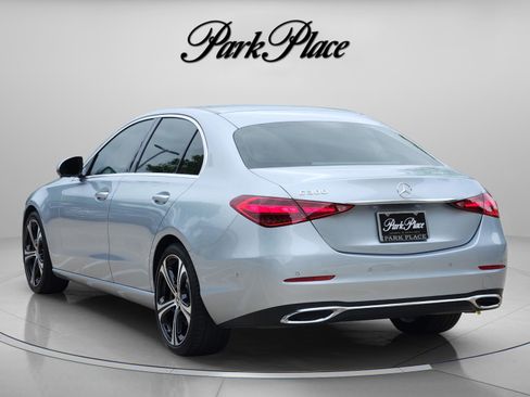 Used 2025 Mercedes-Benz C 300 Sedan image 3