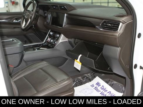Used 2022 GMC Yukon XL Denali AWD/4WD image 26