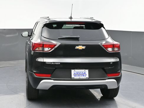 Used 2023 Chevrolet TrailBlazer LT FWD image 6