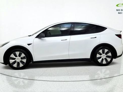 Used 2020 Tesla Model Y Long Range AWD/4WD image 5