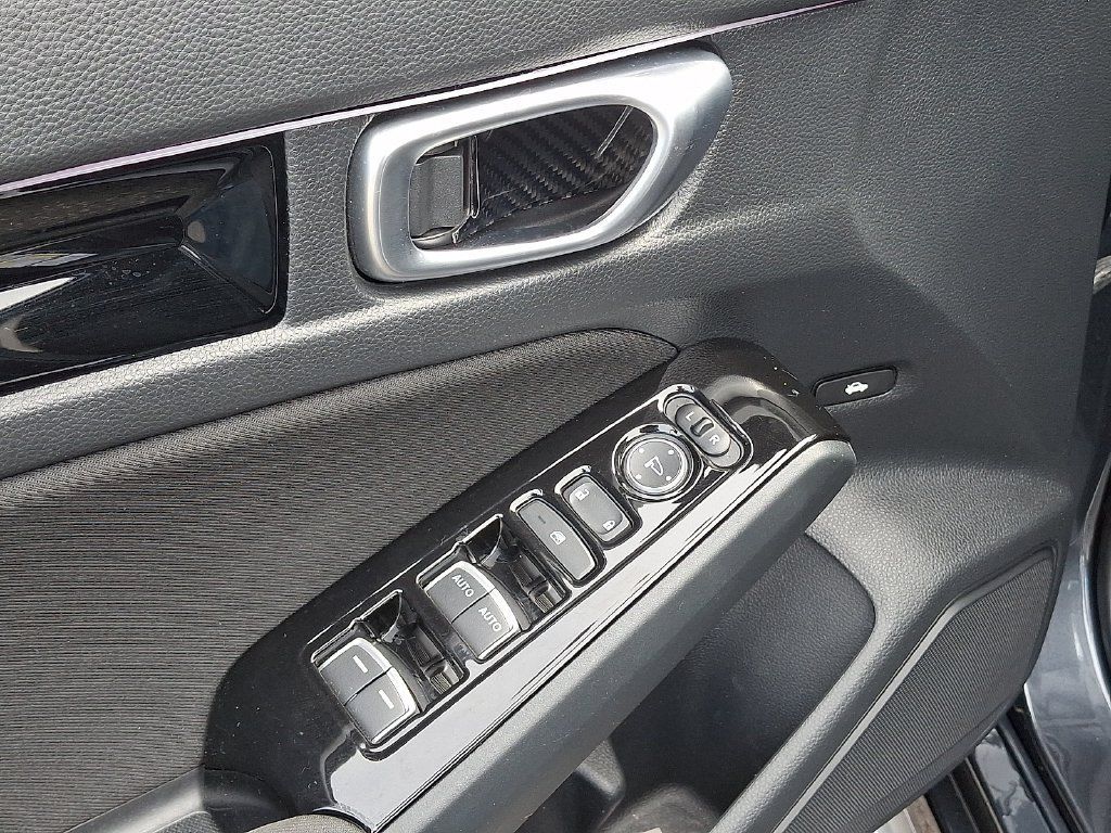 Used 2023 Honda Civic EX image 12