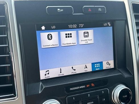 Used 2019 Ford F150 Lariat w/ Equipment Group 502A Luxury AWD/4WD image 40