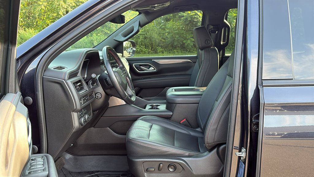Used 2022 Chevrolet Tahoe RST w/ Sport Performance Package AWD/4WD image 9