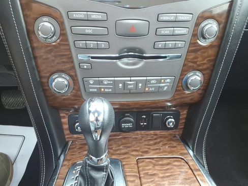 Used 2019 Nissan Armada Platinum w/ Captain's Chairs Package RWD image 22