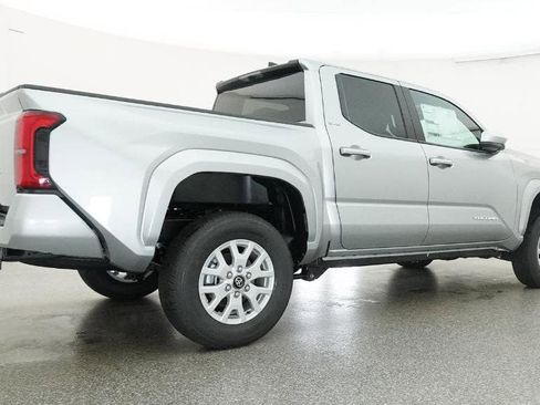 New 2026 Toyota Tacoma SR5 image 25
