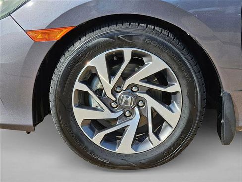 Used 2018 Honda Civic EX image 24