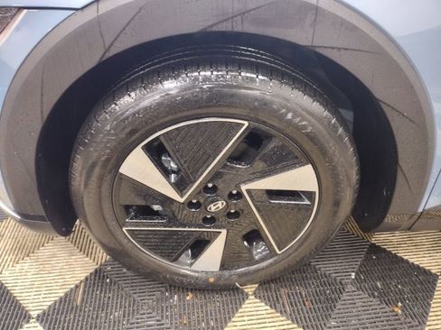 New 2026 Hyundai Ioniq 5 SE image 5