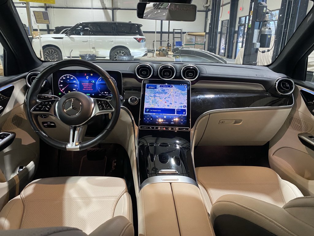 Certified 2025 Mercedes-Benz GLC 350e 4MATIC image 2