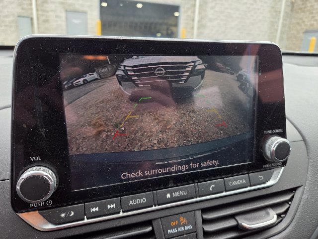 Used 2022 Nissan Altima 2.5 SV FWD image 14