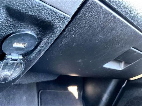 Used 2019 RAM 1500 Express w/ Express Value Package image 15