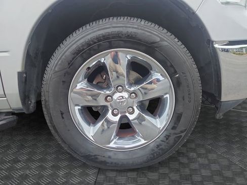 Used 2017 RAM 1500 Big Horn AWD/4WD image 37