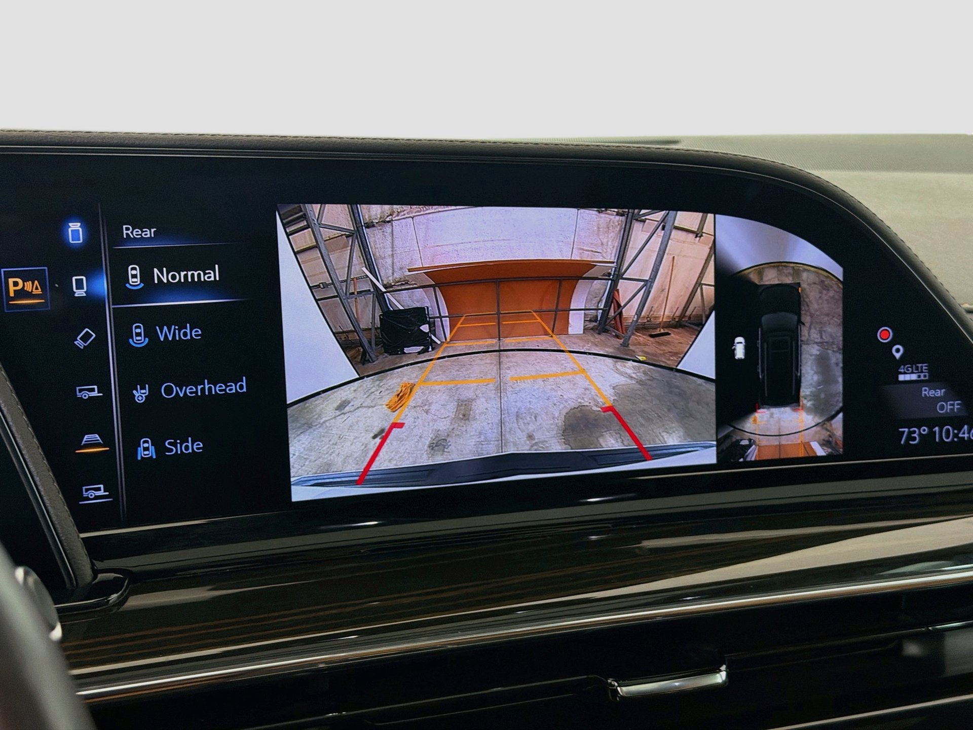 Used 2024 Cadillac Escalade ESV Sport w/ LPO, ONYX Package AWD/4WD image 32